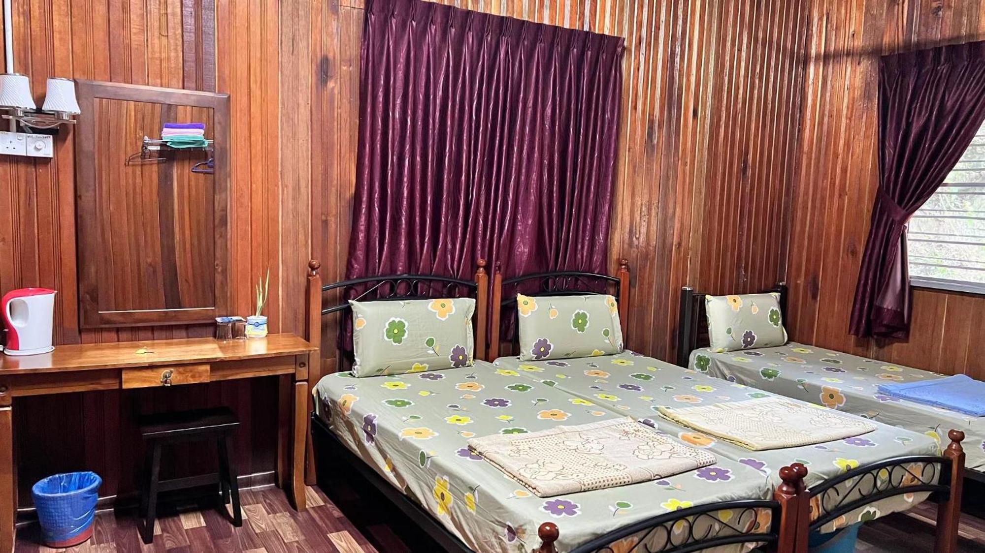 Country House Pulai Holiday Village Gua Musang Bagian luar foto